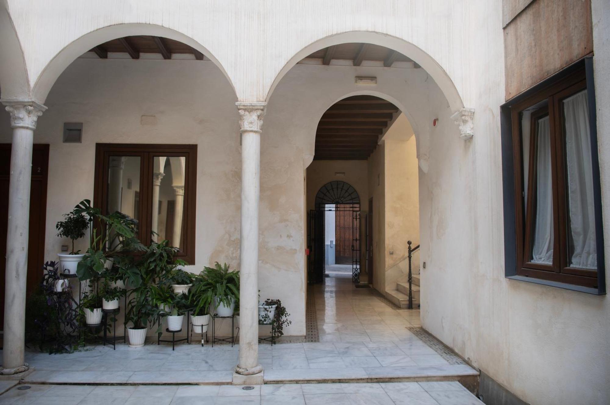 Casa Palacio Bustos Tavera Sevilla Exterior foto